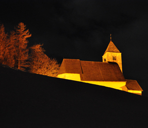 Remigius Kirche auf der Mutta in Falera